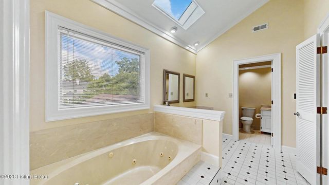 1105 Colonel Anderson Pkwy, Louisville, KY 40222