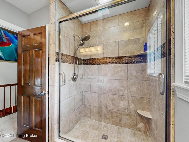 1105 Colonel Anderson Pkwy, Louisville, KY 40222