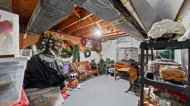 1105 Colonel Anderson Pkwy, Louisville, KY 40222