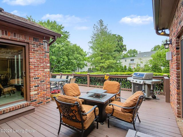 1105 Colonel Anderson Pkwy, Louisville, KY 40222