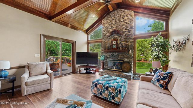 1105 Colonel Anderson Pkwy, Louisville, KY 40222