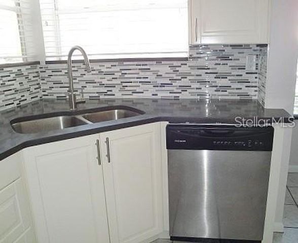 6061 BAHIA DEL MAR BOULEVARD 110, St Petersburg, FL 33715