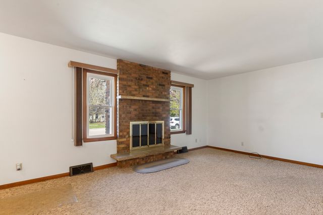 417 N Prairie Street, Rockton, IL 61072