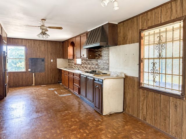 21173 Shakey Hollow, Conroe, TX 77306