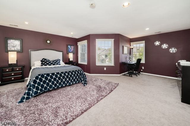 20 Pine Valley Rd, Livingston Twp., NJ 07039