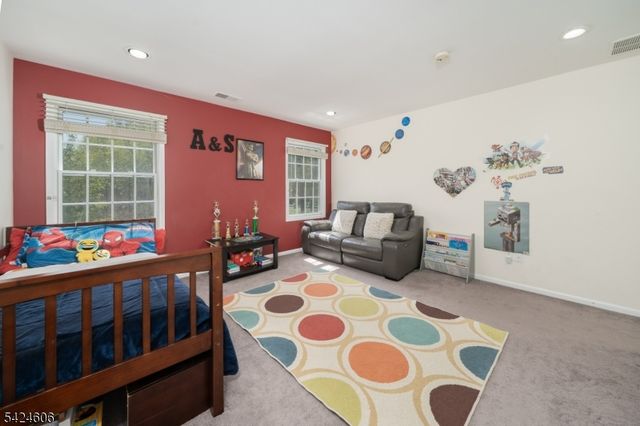 20 Pine Valley Rd, Livingston Twp., NJ 07039