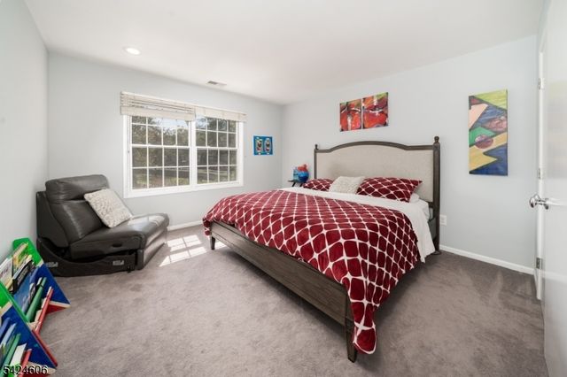 20 Pine Valley Rd, Livingston Twp., NJ 07039