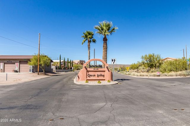 401 E QUEEN CREEK Drive, Queen Valley, AZ 85118