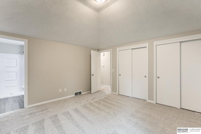 15123 Bemis Street, Omaha, NE 68154