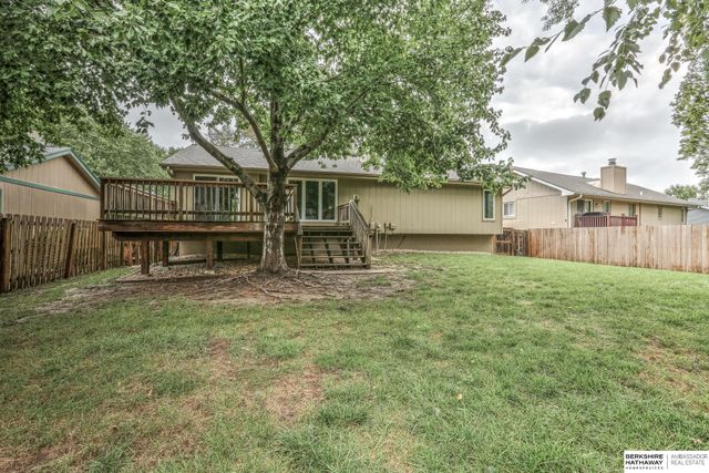 15123 Bemis Street, Omaha, NE 68154