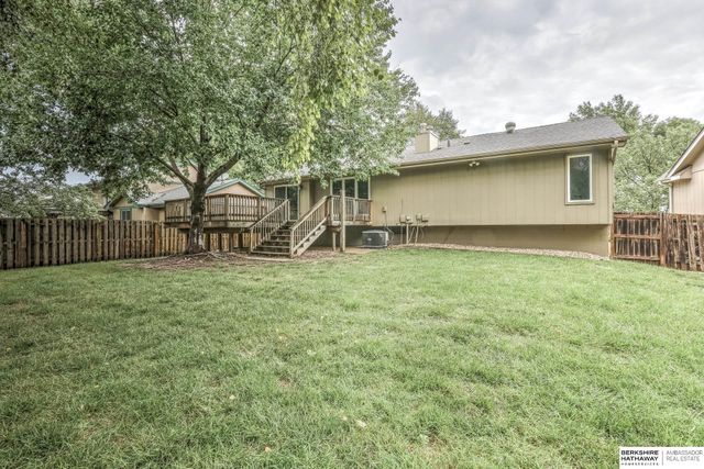 15123 Bemis Street, Omaha, NE 68154