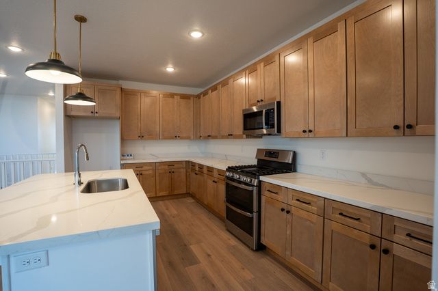 2878 W 2850 S, West Haven, UT 84401