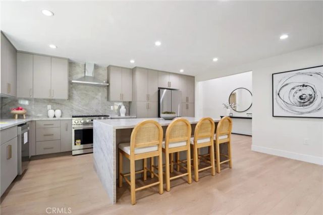 5914 Colbath Avenue, Valley Glen, CA 91401