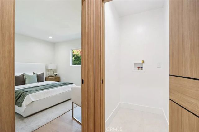 5914 Colbath Avenue, Valley Glen, CA 91401