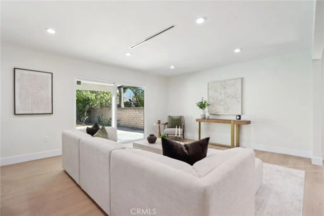 5914 Colbath Avenue, Valley Glen, CA 91401