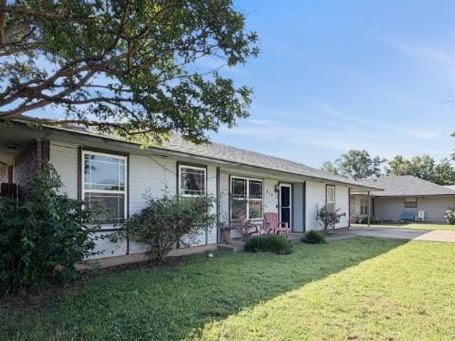 614 SE 7th Street, Lexington, OK 73051