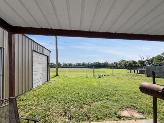 614 SE 7th Street, Lexington, OK 73051