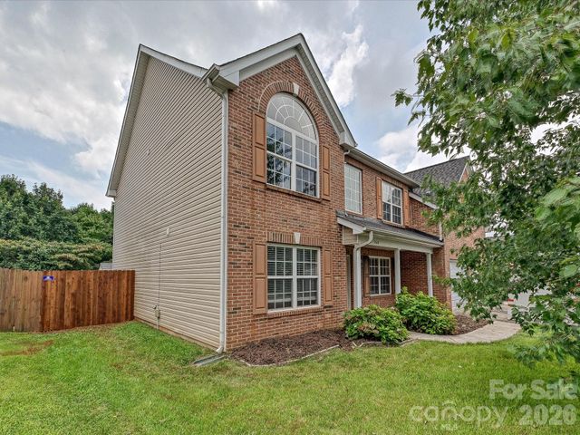7648 Natalie Commons Drive, Denver, NC 28037