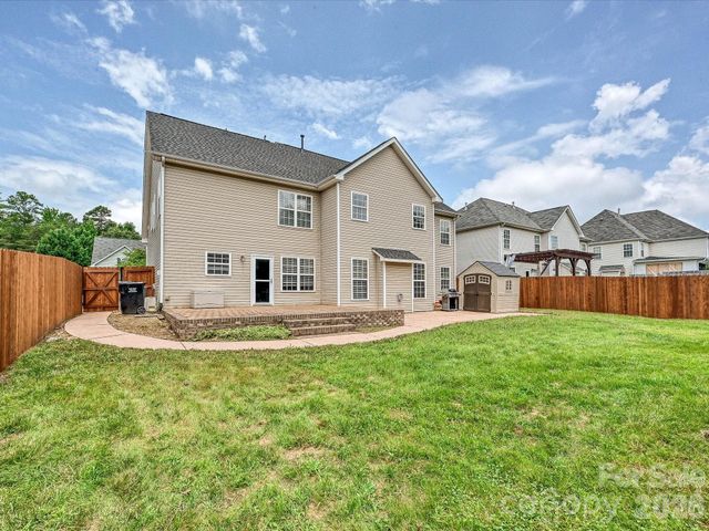 7648 Natalie Commons Drive, Denver, NC 28037