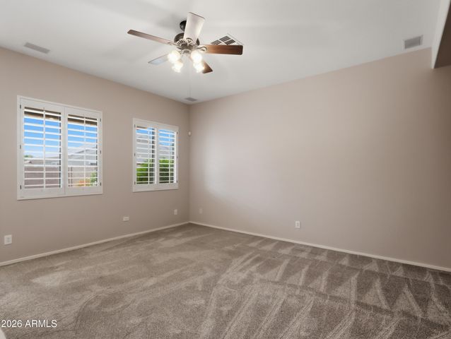1677 E HAWKEN Place, Chandler, AZ 85286