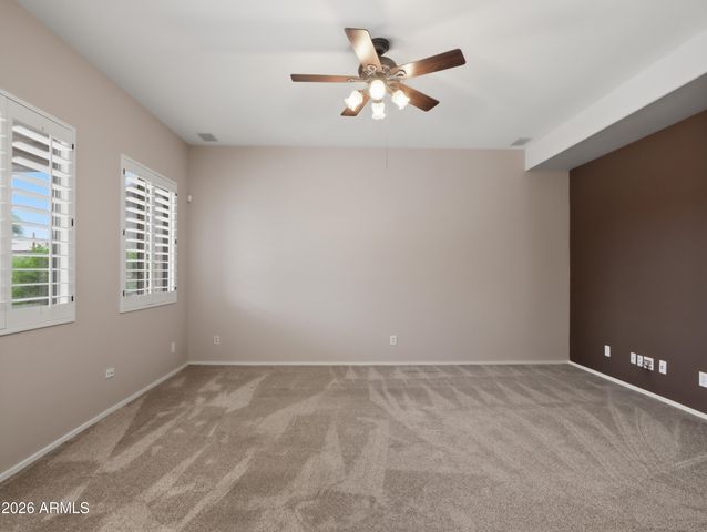 1677 E HAWKEN Place, Chandler, AZ 85286