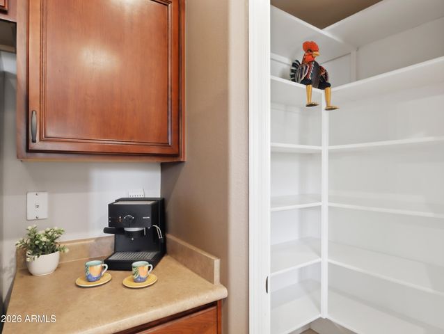 1677 E HAWKEN Place, Chandler, AZ 85286