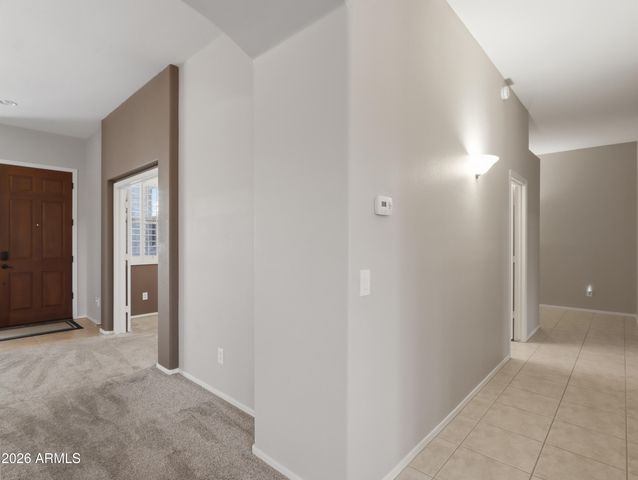 1677 E HAWKEN Place, Chandler, AZ 85286