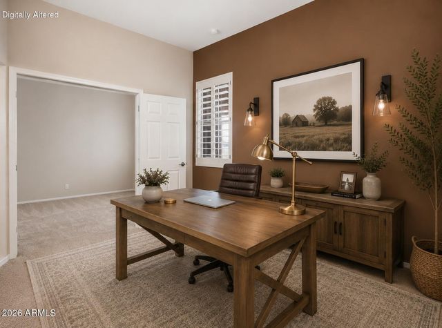 1677 E HAWKEN Place, Chandler, AZ 85286