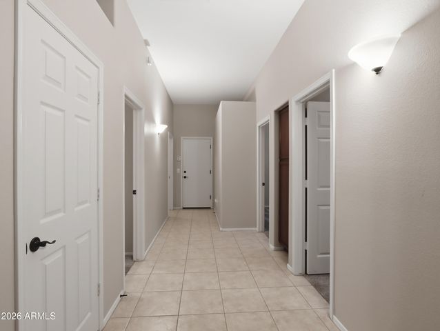 1677 E HAWKEN Place, Chandler, AZ 85286