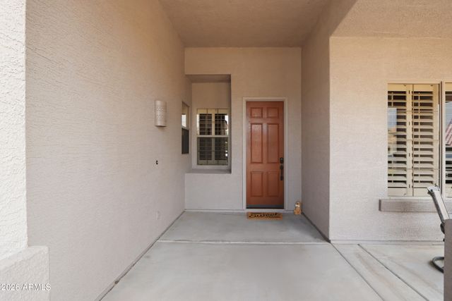 1677 E HAWKEN Place, Chandler, AZ 85286