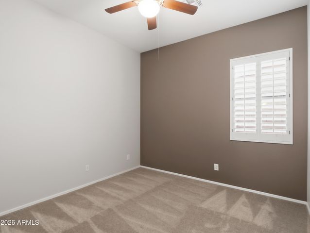 1677 E HAWKEN Place, Chandler, AZ 85286