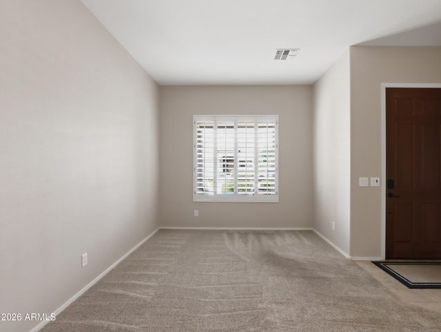 1677 E HAWKEN Place, Chandler, AZ 85286