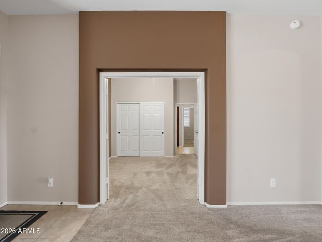 1677 E HAWKEN Place, Chandler, AZ 85286
