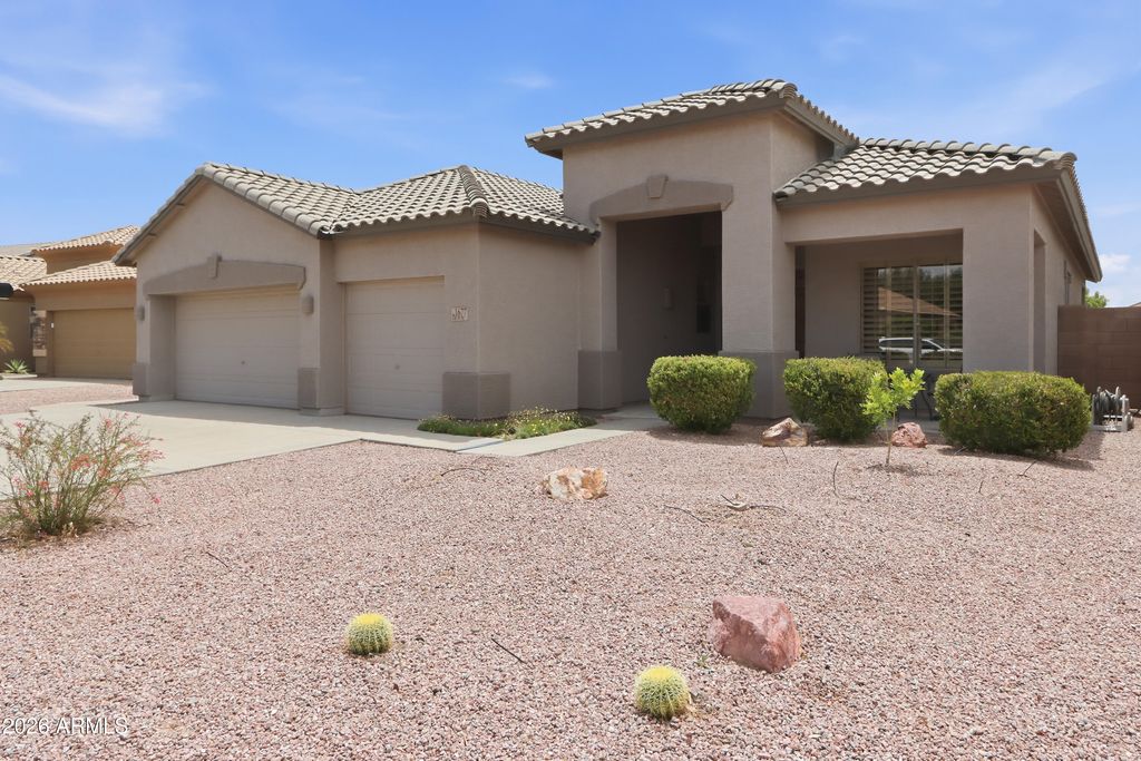 1677 E HAWKEN Place, Chandler, AZ 85286 — photo 2