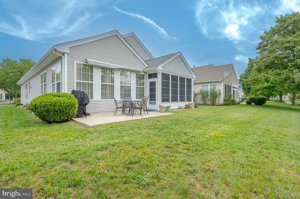 37 PEMBROOKE WAY, Absecon, NJ 08205 — photo 3