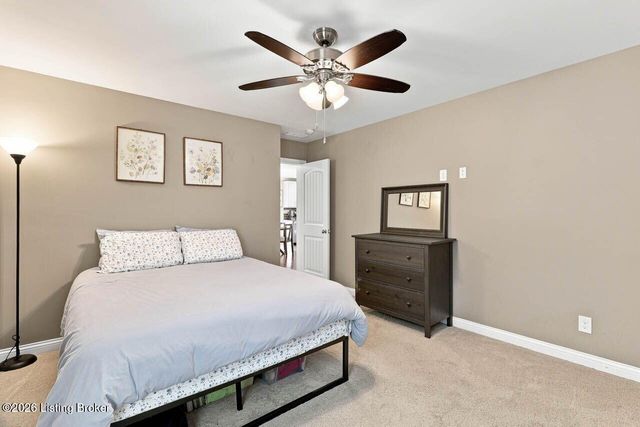 624 Country Club Rd, Louisville, KY 40206
