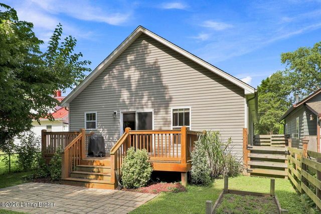 624 Country Club Rd, Louisville, KY 40206