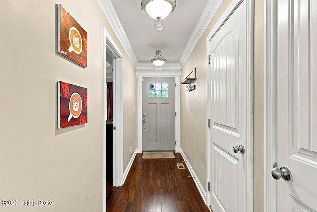 624 Country Club Rd, Louisville, KY 40206