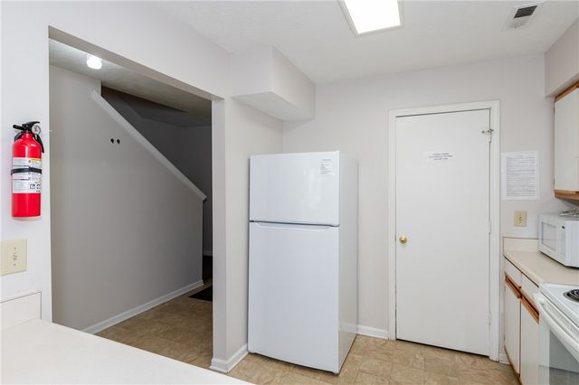 978 Irving Avenue 25, Dayton, OH 45419
