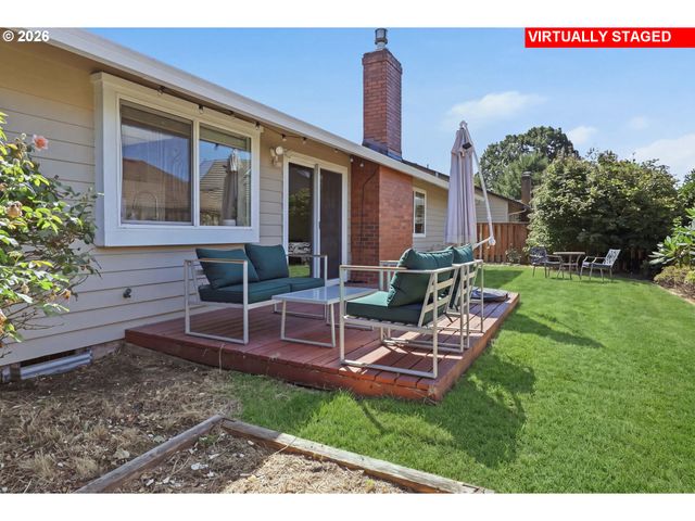 501 N BUCKLEY Ln, Newberg, OR 97132