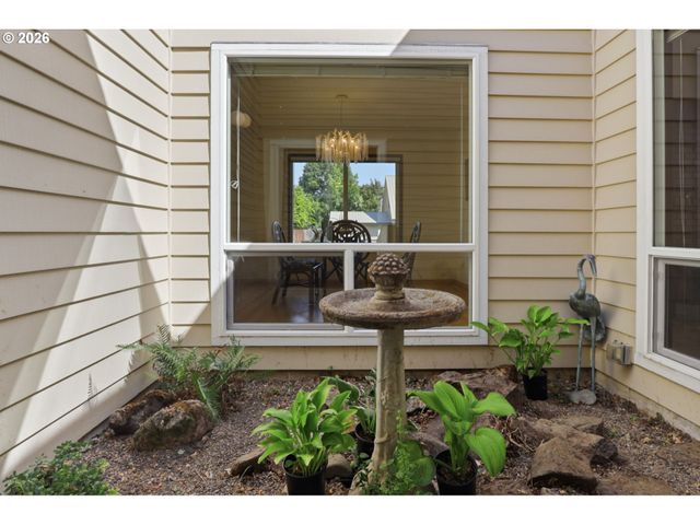 501 N BUCKLEY Ln, Newberg, OR 97132