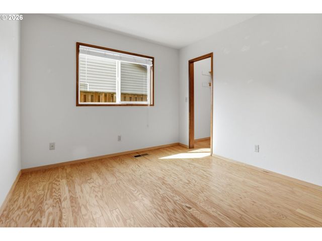 501 N BUCKLEY Ln, Newberg, OR 97132