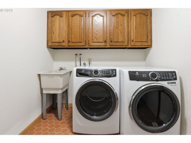 501 N BUCKLEY Ln, Newberg, OR 97132