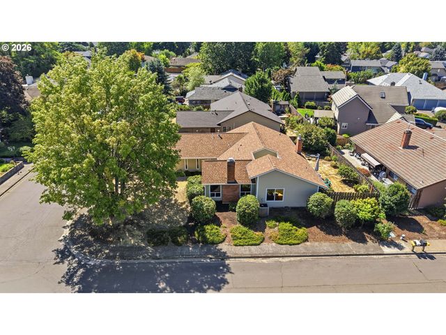 501 N BUCKLEY Ln, Newberg, OR 97132