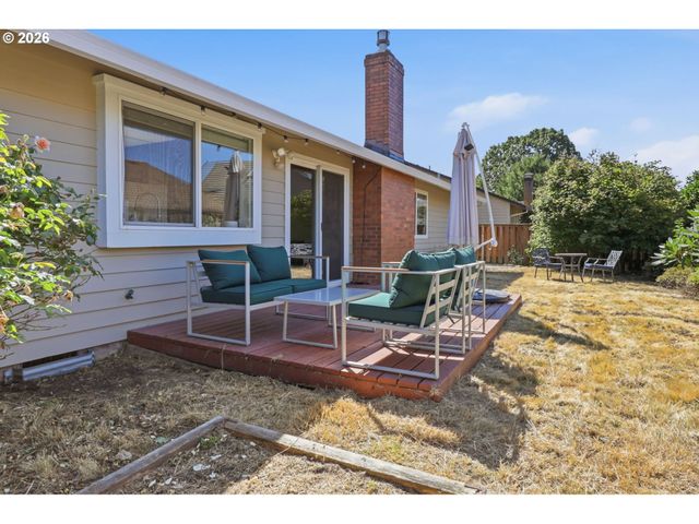 501 N BUCKLEY Ln, Newberg, OR 97132