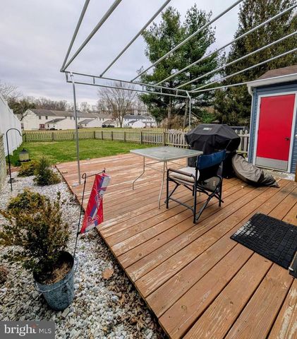 7 WINDING WAY, Lititz, PA 17543