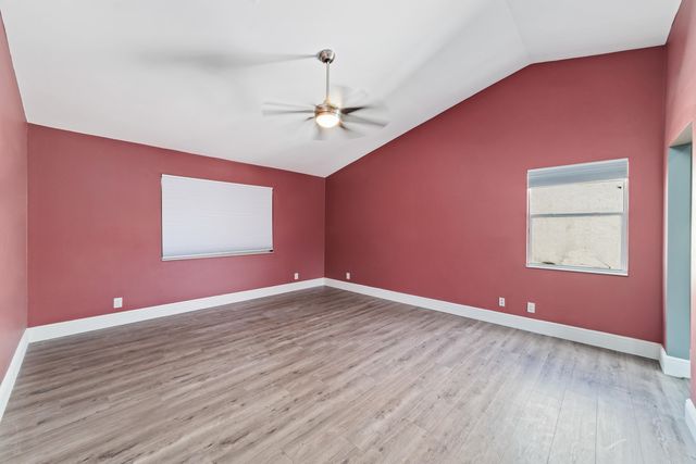 1062 Fairfax Cir W, Boynton Beach, FL 33436