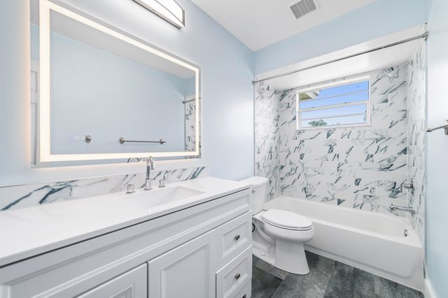 1062 Fairfax Cir W, Boynton Beach, FL 33436