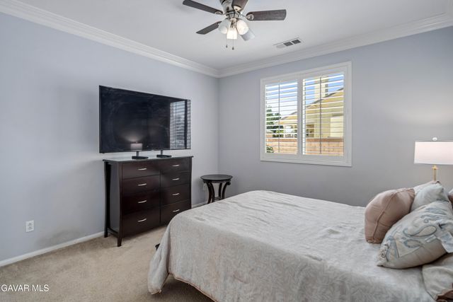1718 Whitlatch Drive, Lancaster, CA 93535