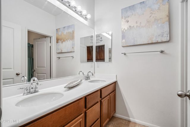 1718 Whitlatch Drive, Lancaster, CA 93535